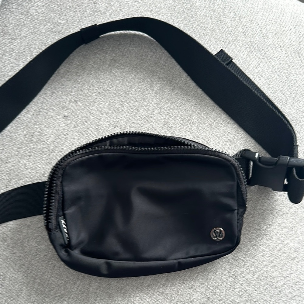 lululemon Black Belt Bag